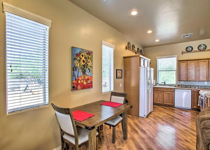 Casita With Fire Pit 5 Mi To Town And Golf Holiday home Cave Creek